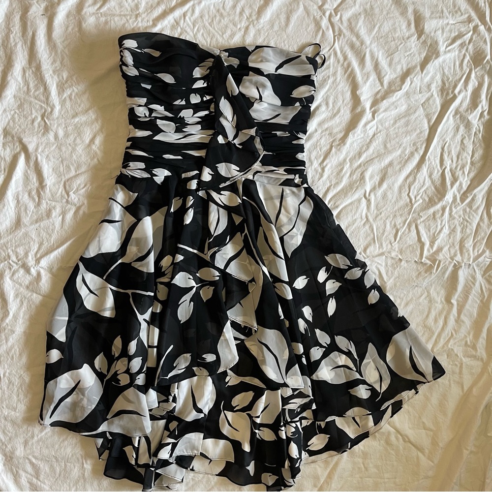 Women’s black and white dress - Picture 5 of 5